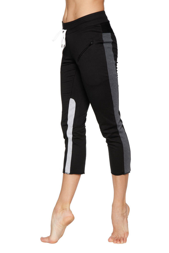 Women's 4/5 Length Zipper Pocket Capri Yoga Pant (Black w/Charcoal & Grey) Womens Capris 4-rth 